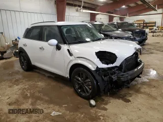 2012 MINI Countryman S z VIN WMWZC3C57CWL84736, wystawiony jako Copart lot #48465845 z przebiegiem 223 370 mil mil oraz Szkody całkowita. Historia ofert i sprzedaży dostępna na DreamBid. Obrazek 4.