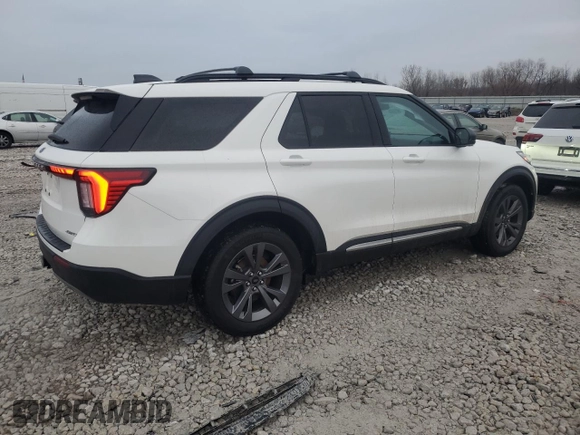 2025 Ford Explorer Active with VIN 1FMUK8DH2SGA06527, listed as a Copart auction lot 85499964 with 1,106 mi miles and Clean Title. Bid and sale history available at carsss.com. Image 3.
