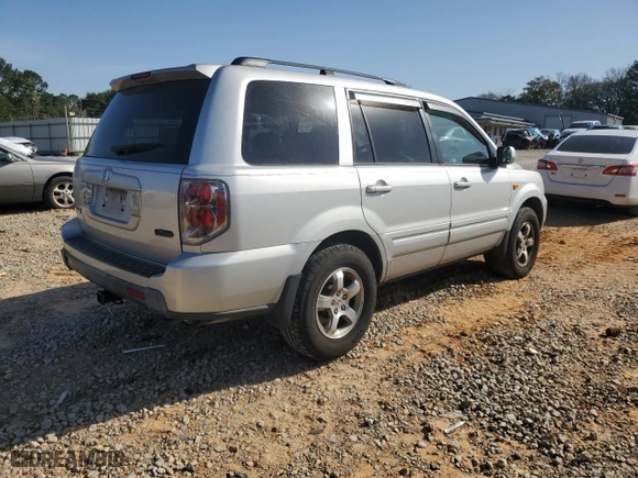 2008 Honda Pilot SE with VIN 5FNYF28338B017528, listed as a Copart auction lot 47996945 with 226,374 mi miles and Salvage Title. Bid and sale history available at carsss.com. Image 3.