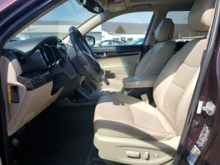 2011 Kia Sorento EX with VIN 5XYKUDA29BG156829, listed as a Copart auction lot 48613735 with 189,206 mi miles and Salvage Title. Bid and sale history available at carsss.com. Image 7.