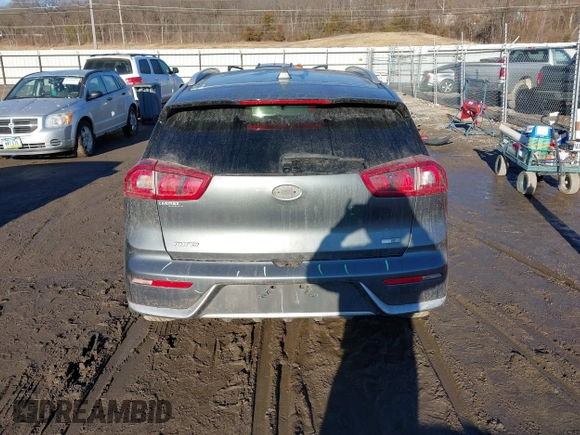 2018 Kia Niro LX with VIN KNDCB3LC9J5157982, listed as a IAAI auction lot 41660700 with 63,023 mi miles. Bid and sale history available at carsss.com. Image 17.
