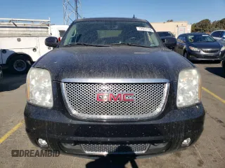 2011 GMC Yukon Denali with VIN 1GKS2EEF6BR137914, listed as a Copart auction lot 72957134 with 109,574 mi miles and Salvage Title. Bid and sale history available at carsss.com. Image 5.