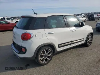 2014 FIAT 500L Trekking with VIN ZFBCFADH3EZ009542, listed as a Copart auction lot 45659025 with 46,370 mi miles and Salvage Title. Bid and sale history available at carsss.com. Image 3.