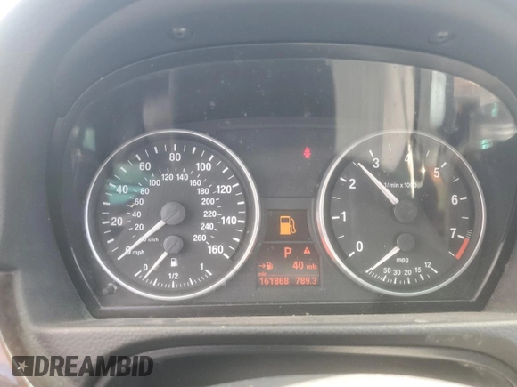 2007 BMW 3 Series 328xi with VIN WBAVC93587KX59628, listed as a Copart auction lot 60753115 with 161,868 mi miles and Salvage title. Bid and sale history available at DreamBid. Image 9.