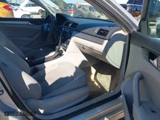 2012 Volkswagen Passat S w/Appearance with VIN 1VWAH7A34CC106918, listed as a IAAI auction lot 41351509 with 202,208 mi miles. Bid and sale history available at carsss.com. Image 5.