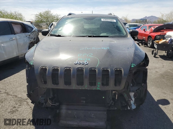 2016 Jeep Cherokee Latitude z VIN 1C4PJLCB6GW113825, wystawiony jako Copart lot #53894565 z przebiegiem 261 674 mil mil oraz Szkoda całkowita • Salvage title. Historia ofert i sprzedaży dostępna na DreamBid. Obrazek 5.