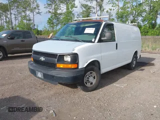 2008 Chevrolet Express Cargo Van with VIN 1GCGG25C181100994, listed as a IAAI auction lot 41994498 with 141,201 mi miles. Bid and sale history available at carsss.com. Image 2.