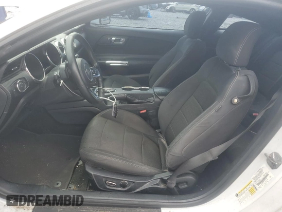 2016 Ford Mustang V6 with VIN 1FA6P8AM2G5321336, listed as a Copart auction lot 61727225 with 146,828 mi miles and Salvage title. Bid and sale history available at DreamBid. Image 7.