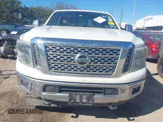 2016 Nissan Titan SL z VIN 1N6BA1F21GN504118, wystawiony jako IAAI lot #41729710 z przebiegiem 127 760 mil mil oraz . Historia ofert i sprzedaży dostępna na DreamBid. Obrazek 11.