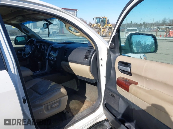 2012 Toyota Sequoia Platinum with VIN 5TDYY5G18CS037726, listed as a IAAI auction lot 41328357 with 98,353 mi miles. Bid and sale history available at carsss.com. Image 5.