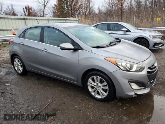 2014 Hyundai Elantra GT with VIN KMHD35LH0EU171317, listed as a Copart auction lot 80022544 with 102,645 mi miles and Clean Title. Bid and sale history available at carsss.com. Image 4.