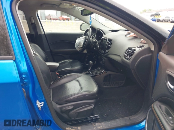 2019 Jeep Compass Limited с VIN 3C4NJDCBXKT647860, выставлен на аукционе IAAI как лот 42165719 с пробегом 82 860 миль миль и . История ставок и продаж доступна на DreamBid. Изображение 5.