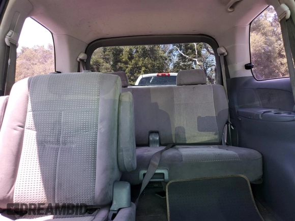 2005 Mazda MPV LX with VIN JM3LW28AX50550048, listed as a Copart auction lot 52915715 with 111,282 mi miles and Salvage title. Bid and sale history available at DreamBid. Image 10.