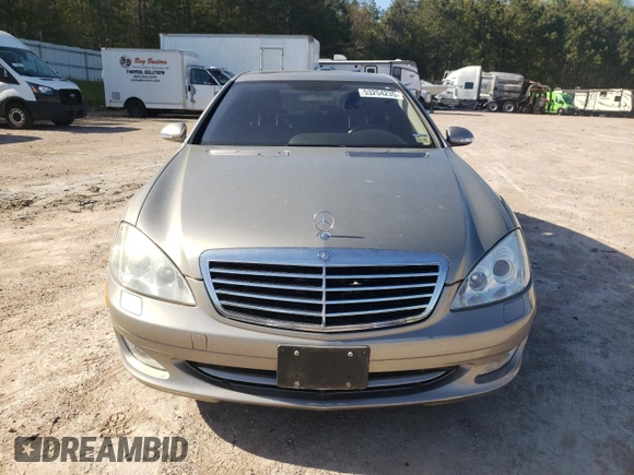 2007 Mercedes-Benz S 550 with VIN WDDNG71X07A053622, listed as a Copart auction lot 53254235 with 147,010 mi miles and Salvage Title. Bid and sale history available at DreamBid. Image 5.
