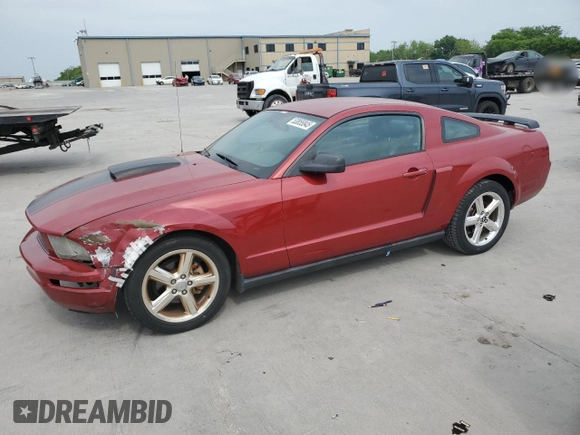 2008 Ford Mustang Deluxe with VIN 1ZVHT80N885164208, listed as a Copart auction lot 53855845 with 194,689 mi miles and Salvage Title. Bid and sale history available at carsss.com. Image 1.