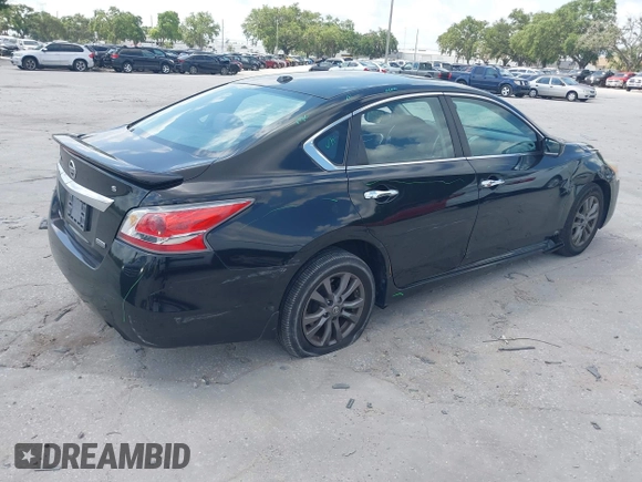 2015 Nissan Altima S z VIN 1N4AL3AP0FC499341, wystawiony jako IAAI lot #42322450 z przebiegiem 136 943 mil mil oraz . Historia ofert i sprzedaży dostępna na DreamBid. Obrazek 4.