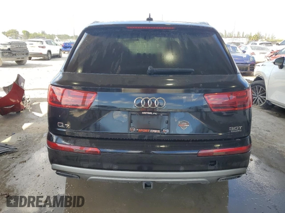 2017 Audi Q7 Premium Plus with VIN WA1LAAF7XHD004897, listed as a Copart auction lot 54762095 with 124,130 mi miles and Clean Title. Bid and sale history available at DreamBid. Image 6.