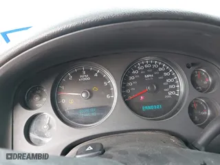 2007 Chevrolet Suburban LTZ with VIN 3GNFC16017G229914, listed as a IAAI auction lot 41879562 with 290,441 mi miles. Bid and sale history available at carsss.com. Image 7.