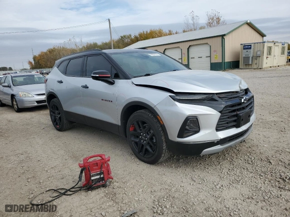 2022 Chevrolet Blazer LT with VIN 3GNKBDRSXNS168587, listed as a Copart auction lot 78037614 with 44,075 mi miles and Salvage Title. Bid and sale history available at carsss.com. Image 4.