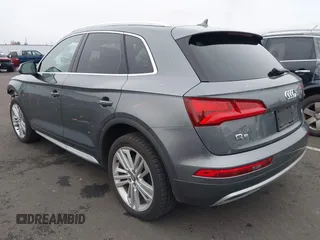 2018 Audi Q5 Premium Plus with VIN WA1BNAFY7J2106037, listed as a IAAI auction lot 41282887 with 81,170 mi miles. Bid and sale history available at carsss.com. Image 3.