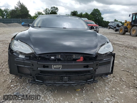 2014 Tesla Model S 60 with VIN 5YJSA1H11EFP65266, listed as a Copart auction lot 60934805 with 93,546 mi miles and Salvage title. Bid and sale history available at DreamBid. Image 5.