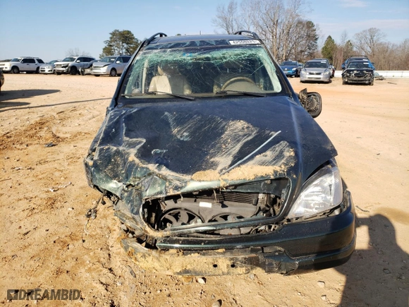 2001 Mercedes-Benz M-Class with VIN 4JGAB54E51A235776, listed as a Copart auction lot 42598025 with 255,845 mi miles and Salvage Title. Bid and sale history available at carsss.com. Image 5.