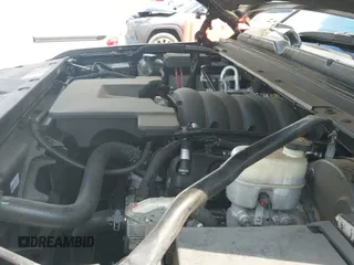 2019 Chevrolet Tahoe LT с VIN 1GNSCBKC2KR100478, выставлен на аукционе IAAI как лот 42993812 с пробегом 121 861 миль миль и . История ставок и продаж доступна на DreamBid. Изображение 19.