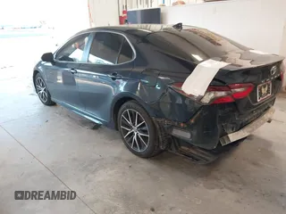 2021 Toyota Camry SE Nightshade with VIN 4T1G11AK8MU477688, listed as a IAAI auction lot 41289412 with 63,746 mi miles. Bid and sale history available at carsss.com. Image 3.
