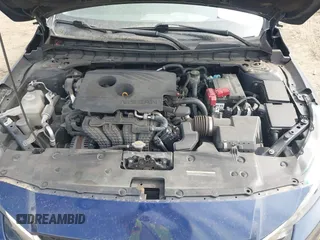 2019 Nissan Altima SR with VIN 1N4BL4CV8KC242508, listed as a IAAI auction lot 41704650 with 121,362 mi miles and . Bid and sale history available at carsss.com. Image 10.
