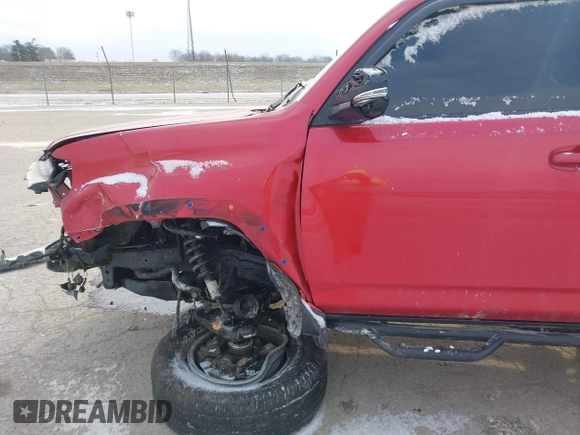 2018 Toyota 4Runner SR5 with VIN JTEBU5JR5J5535848, listed as a IAAI auction lot 41405864 with 112,214 mi miles and . Bid and sale history available at DreamBid. Image 6.