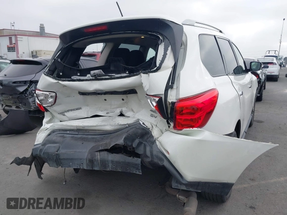 2018 Nissan Pathfinder SV z VIN 5N1DR2MMXJC663829, wystawiony jako IAAI lot #42083443 z przebiegiem 94 027 mil mil oraz . Historia ofert i sprzedaży dostępna na DreamBid. Obrazek 17.