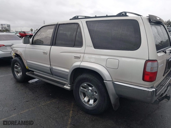 1997 Toyota 4Runner Limited with VIN JT3GN87R5V0021375, listed as a IAAI auction lot 41529146 with 226,304 mi miles. Bid and sale history available at carsss.com. Image 15.