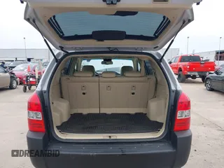 2007 Hyundai Tucson SE with VIN KM8JN12D57U670203, listed as a IAAI auction lot 41619422 with 92,450 mi miles. Bid and sale history available at carsss.com. Image 18.