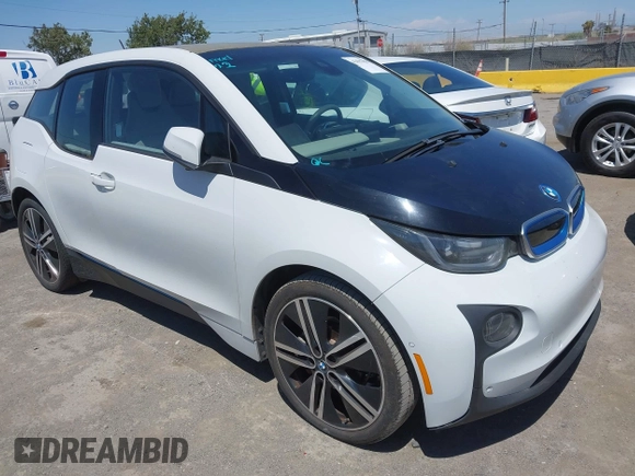 2014 BMW i3 with VIN WBY1Z2C55EV284358, listed as a IAAI auction lot 42597996 with 48,233 mi miles and . Bid and sale history available at DreamBid. Image 1.