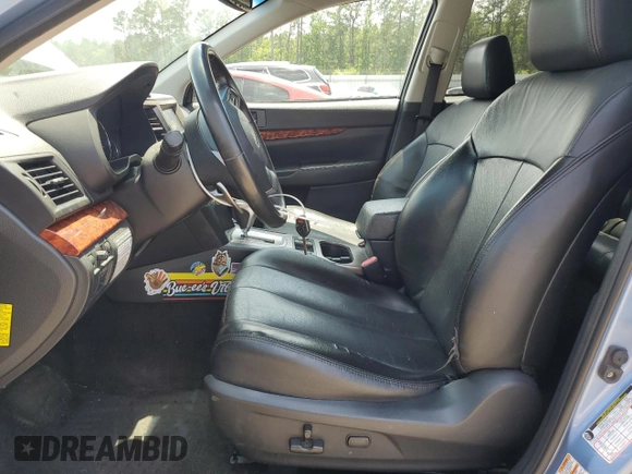 2012 Subaru Outback Limited z VIN 4S4BRCLC3C3263975, wystawiony jako Copart lot #57959565 z przebiegiem 123 975 mil mil oraz Szkoda całkowita • Salvage title. Historia ofert i sprzedaży dostępna na DreamBid. Obrazek 7.