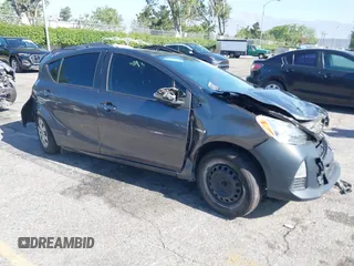 2012 Toyota Prius One z VIN JTDKDTB37C1018306, wystawiony jako IAAI lot #42317328 z przebiegiem Nie podano mil oraz . Historia ofert i sprzedaży dostępna na DreamBid. Obrazek 1.
