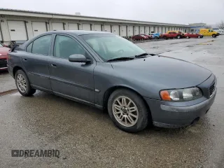 2004 Volvo S60 with VIN YV1RS61T342398483, listed as a Copart auction lot 44915405 with 239,828 mi miles and Salvage Title. Bid and sale history available at carsss.com. Image 4.
