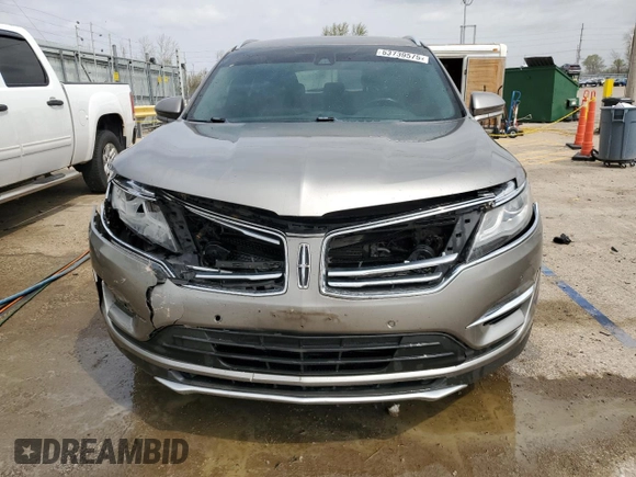 2017 Lincoln MKC Reserve with VIN 5LMCJ3D91HUL35558, listed as a Copart auction lot 53739575 with 188,577 mi miles and Salvage title. Bid and sale history available at DreamBid. Image 5.