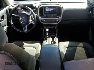 2022 GMC Canyon 2WD Elevation z VIN 1GTG5CENXN1320725, wystawiony jako Copart lot #50169305 z przebiegiem 58 165 mil mil oraz Szkoda całkowita • Salvage title. Historia ofert i sprzedaży dostępna na DreamBid. Obrazek 8.