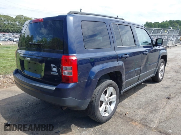 2013 Jeep Patriot Latitude z VIN 1C4NJPFA4DD250819, wystawiony jako IAAI lot #42329294 z przebiegiem 191 634 mil mil oraz . Historia ofert i sprzedaży dostępna na DreamBid. Obrazek 4.