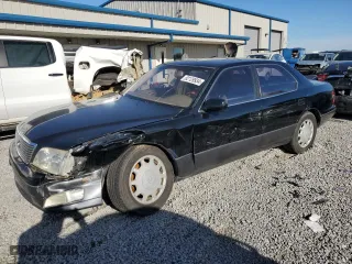 1998 Lexus LS 400 Luxury Sdn with VIN JT8BH28F6W0124352, listed as a Copart auction lot 82129934 with 383,300 mi miles and Salvage Title. Bid and sale history available at carsss.com. Image 1.