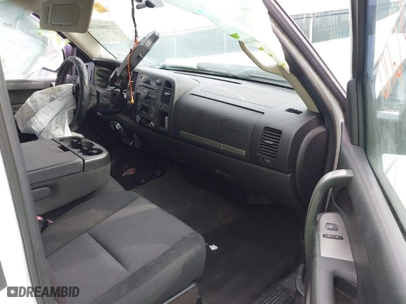 2012 GMC Sierra 1500 SLE with VIN 3GTP2VE7XCG124143, listed as a IAAI auction lot 41806110 with 118,145 mi miles. Bid and sale history available at carsss.com. Image 5.
