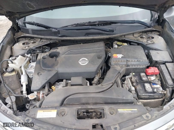 2015 Nissan Altima 2.5 S with VIN 1N4AL3AP7FC476638, listed as a IAAI auction lot 41784043 with 180,160 mi miles. Bid and sale history available at carsss.com. Image 10.