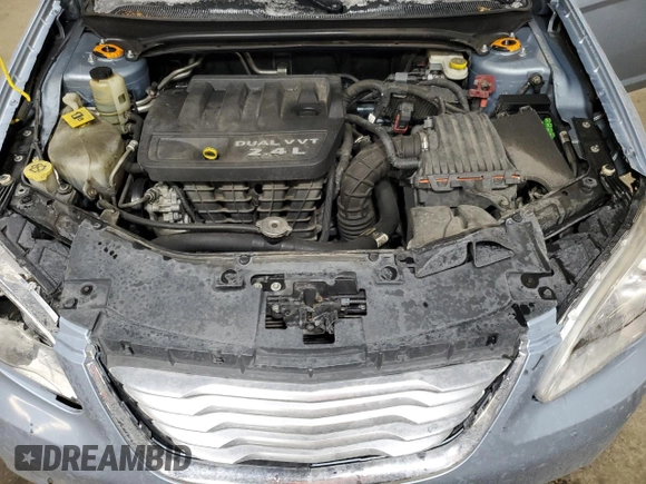 2012 Chrysler 200 Limited with VIN 1C3CCBCB9CN205227, listed as a Copart auction lot 43026755 with 171,943 mi miles and Salvage Title. Bid and sale history available at DreamBid. Image 12.