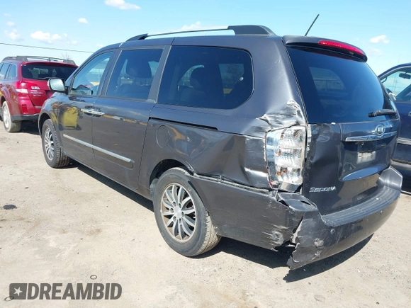 2012 Kia Sedona EX with VIN KNDMH4C79C6465307, listed as a IAAI auction lot 41958886 with 146,130 mi miles. Bid and sale history available at carsss.com. Image 3.
