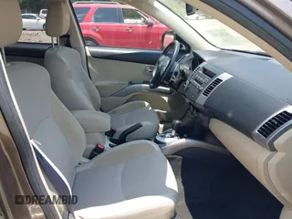 2012 Mitsubishi Outlander SE with VIN JA4AS3AW5CU019766, listed as a IAAI auction lot 42563922 with 76,000 mi miles and . Bid and sale history available at DreamBid. Image 5.