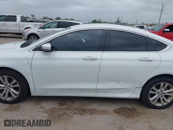 2016 Chrysler 200 Limited with VIN 1C3CCCAB3GN154726, listed as a IAAI auction lot 41969451 with 182,626 mi miles. Bid and sale history available at carsss.com. Image 15.