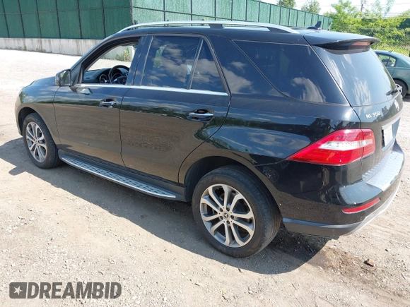 2013 Mercedes-Benz M 350 with VIN 4JGDA5HB1DA111038, listed as a IAAI auction lot 42410566 with 125,136 mi miles and . Bid and sale history available at DreamBid. Image 3.