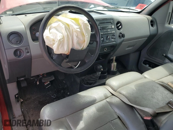 2005 Ford F-150 STX z VIN 1FTRX14WX5NB41790, wystawiony jako Copart lot #56927275 z przebiegiem 104 403 mil mil oraz Szkoda całkowita • Salvage title. Historia ofert i sprzedaży dostępna na DreamBid. Obrazek 8.