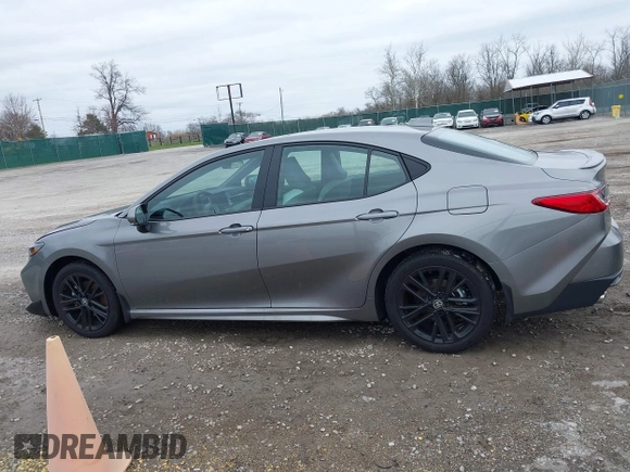 2025 Toyota Camry LE с VIN 4T1DBADK5SU510042, выставлен на аукционе IAAI как лот 41834173 с пробегом 6 975 миль миль и . История ставок и продаж доступна на DreamBid. Изображение 14.